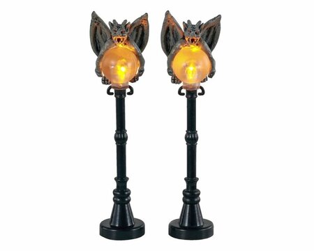 GARGOYLE LAMP POST