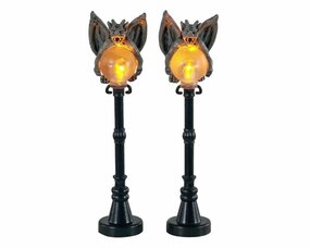GARGOYLE LAMP POST