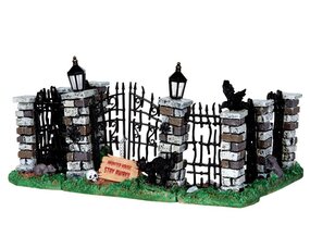 SPOOKY IRON GATE AND FENCE