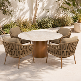 Low dining Biarritz Colorado 4 Seasons Outdoor