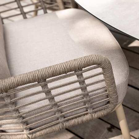 Low Diningset Puglia Donato van 4 Seasons Outdoor in tuinopstelling