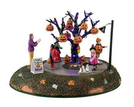 Trick or treaters parade