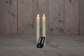 Wax dinerkaars met bewegende vlam H23cm ivoor 2st LED